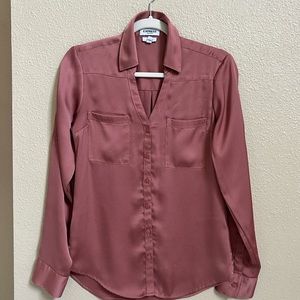 Express portofino women XS blouse-long sleeve-2 front pockets- gently worn- fawn